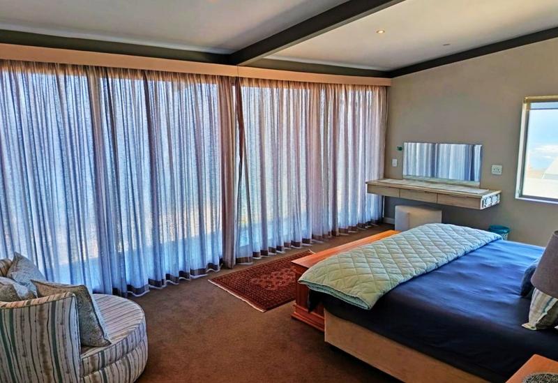 4 Bedroom Property for Sale in Pinnacle Point Golf Estate Western Cape